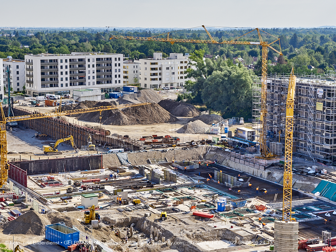 08.08.2022 – ALEXISQUARTIER – Parkside 08.08.2022 – ALEXISQUARTIER – Parkside